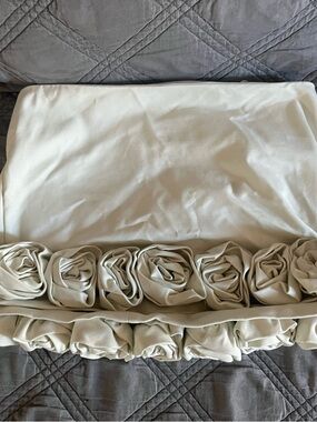 NDB Ivory mini skirt with Rolled Rosette Trim size S New with tags!